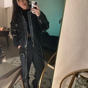 Nike Black Wind breaker Jacket and Pants Set